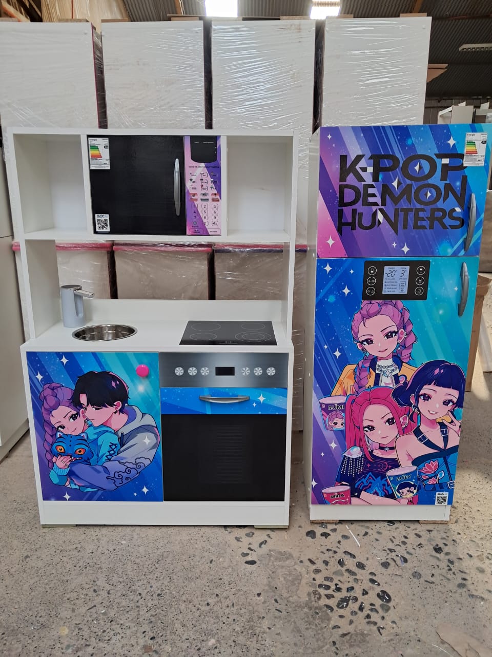 Cocina infantil de juguete color rosa